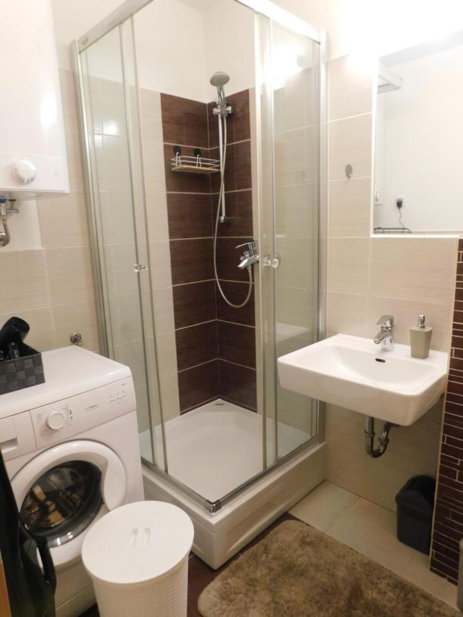 Appartement Modern Center Studio Under The Castle - Free Parking à Ljubljana Extérieur photo