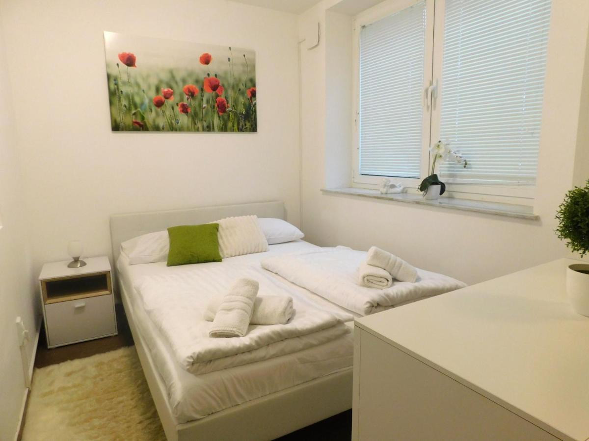 Appartement Modern Center Studio Under The Castle - Free Parking à Ljubljana Extérieur photo